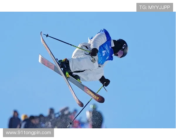 世界杯滑雪u型场地多大（女子u型滑雪世界第一）sports